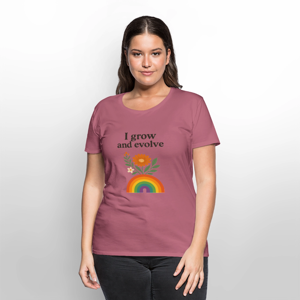 I Grow and Evolve" Statement T-shirt - mauve